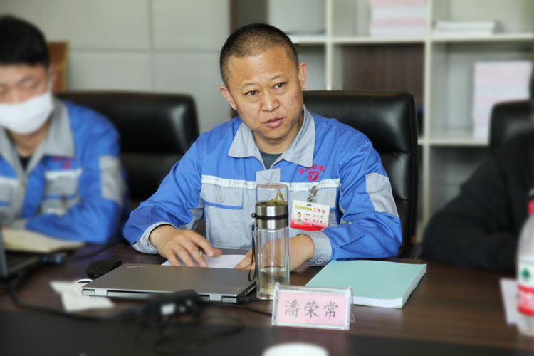 “氣力輸送連續(xù)供料關(guān)鍵設(shè)備”科技成果評價(jià)會在章丘豐源隆重舉行